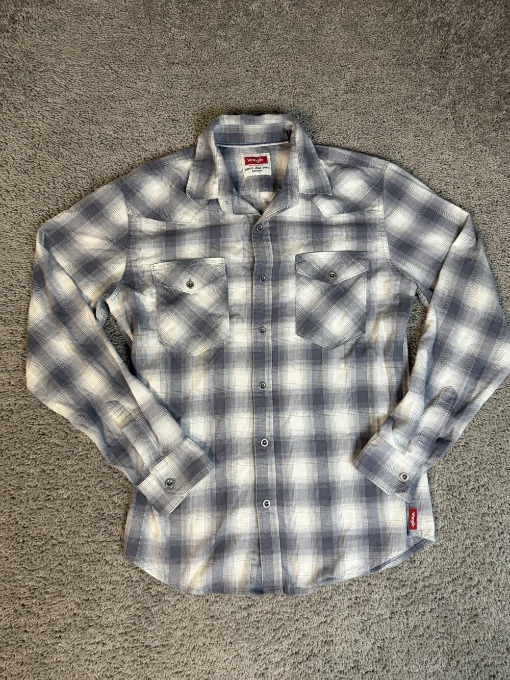 Wrangler Shirt Mens S Blue Plaid Woven Long Sleeve Button Up Pockets